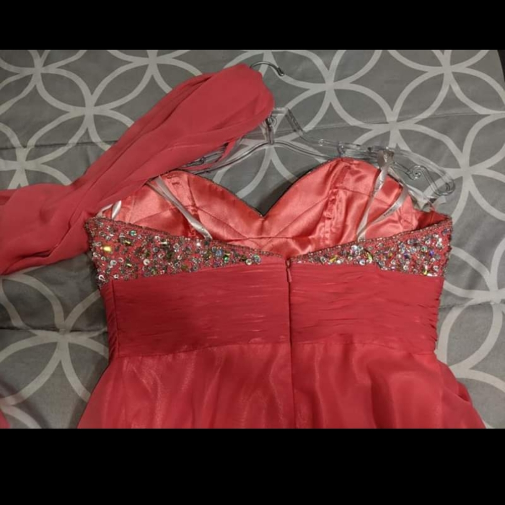 Prom/Formal Dress - Picture 3 of 5